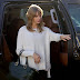 Fotos: Taylor vista llegando a una escuela de baile en Los Ángeles, California (28/10)